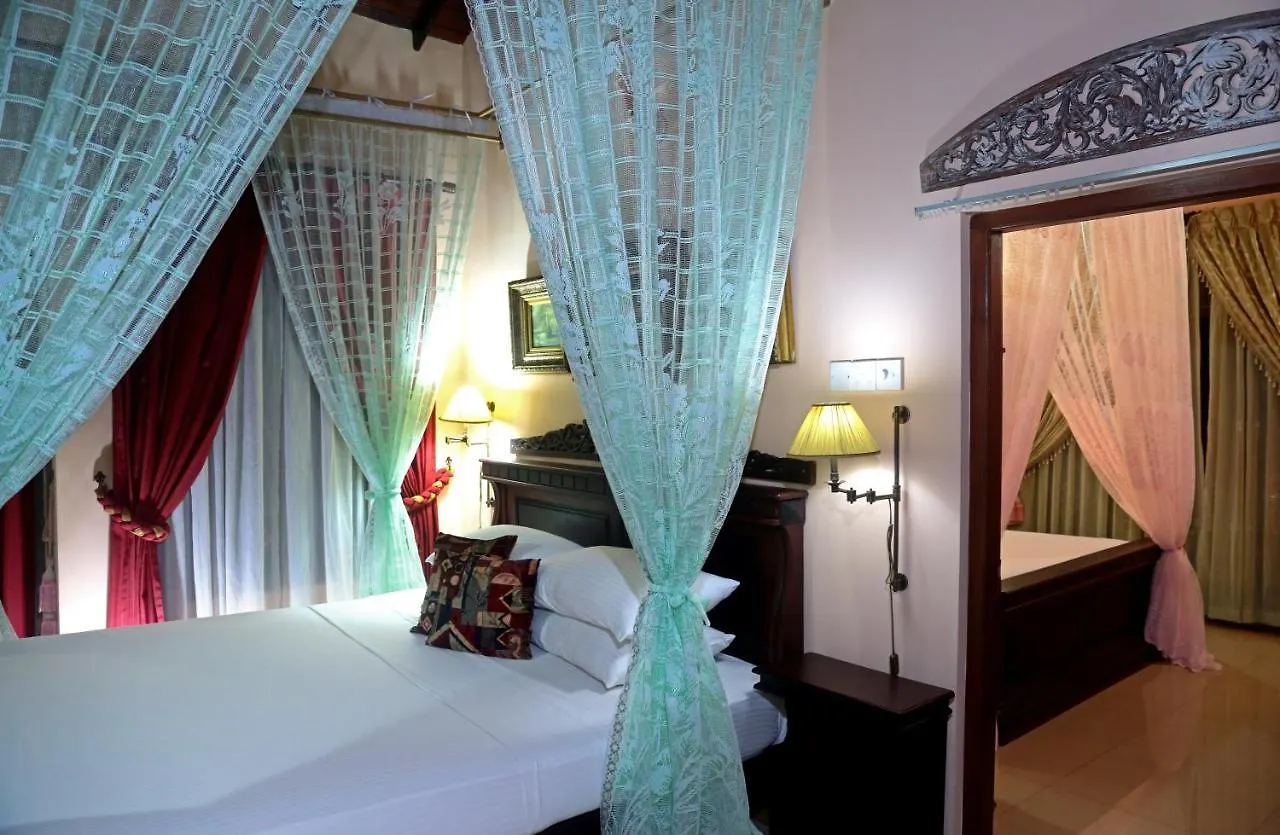 The Castle Villa Katunayake 0*,