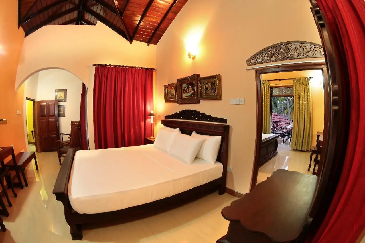 The Castle Villa Katunayake 0*,